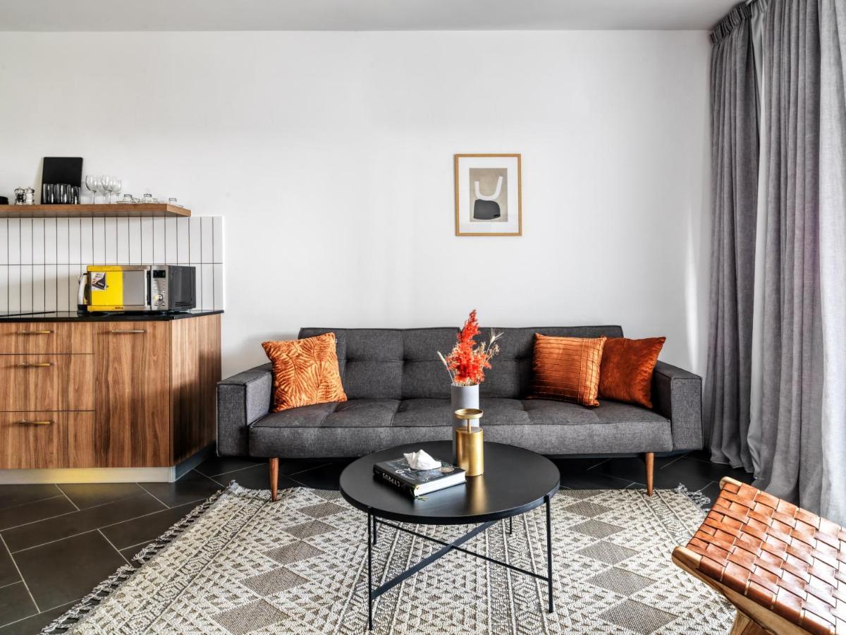 Liv Urban Suites Larnaca Eksteriør billede