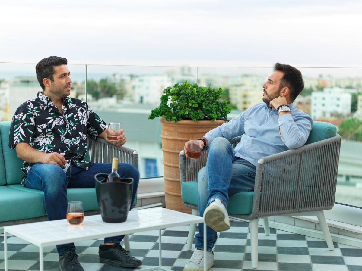Liv Urban Suites Larnaca Eksteriør billede