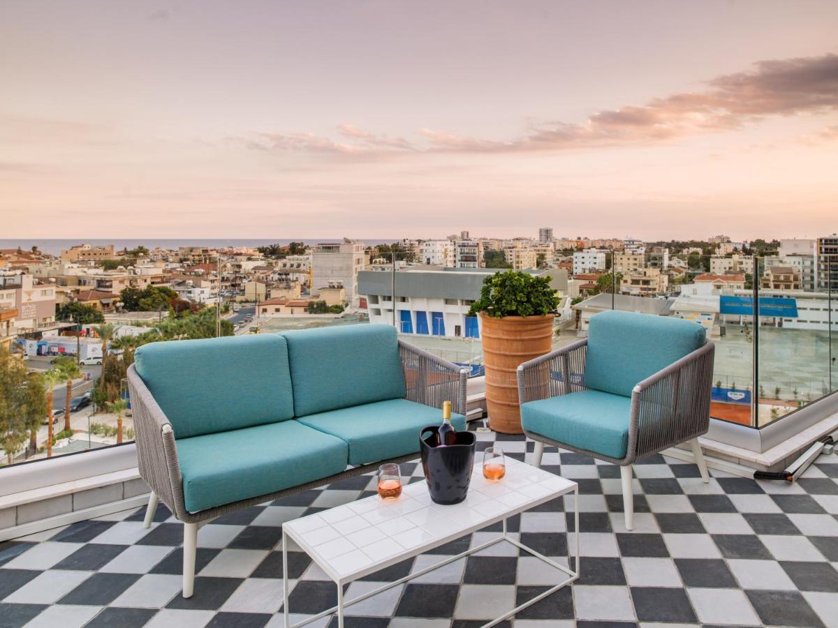 Liv Urban Suites Larnaca Eksteriør billede